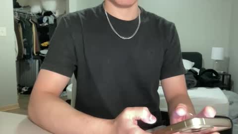 Snapshot of snowliht chatting on December 13, 10:37 pm snowliht online show from December 13, 10:37 pm