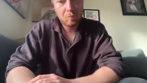 snowtrooper888 online show from March 9, 3:16 pm