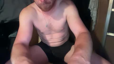 snowtrooper888 online show from April 23, 7:52 am