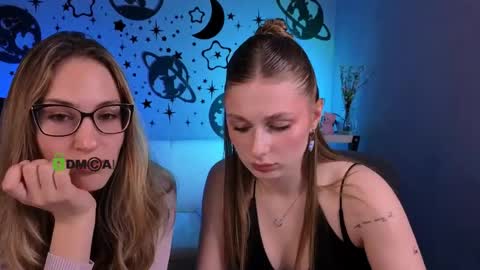 so_hot_rosalie online show from April 30, 7:42 pm