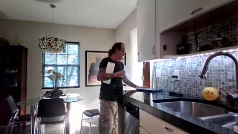 Snapshot of sofaking9 chatting on January 4, 9:09 pm MicroAngelo online show from January 4, 9:09 pm