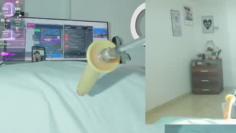 Snapshot of sofi__velez_ chatting on January 17, 6:11 pm Sofi online show from January 17, 6:11 pm