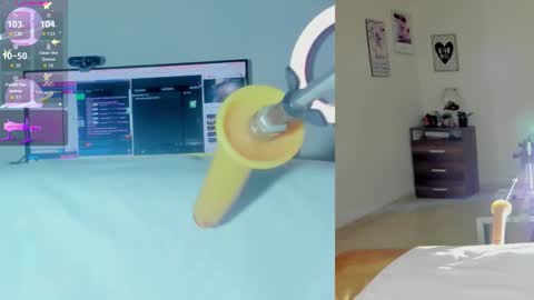 Snapshot of sofi__velez_ chatting on February 22, 5:33 pm Sofi online show from February 22, 5:33 pm