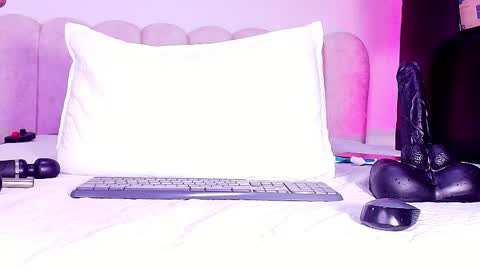 Sofia online show from January 17, 3:00 am