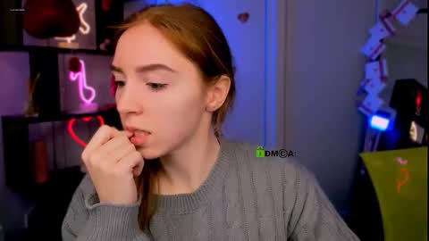 sofi_lonely online show from February 17, 5:48 am