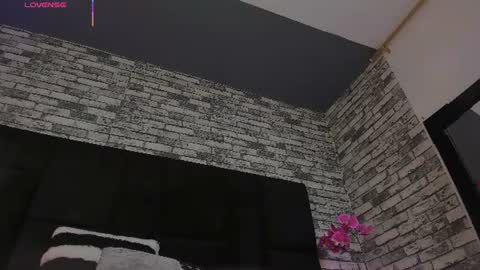 Snapshot of sofi_lovely_ chatting on June 12, 9:14 pm .... . . .... online show from June 12, 9:14 pm