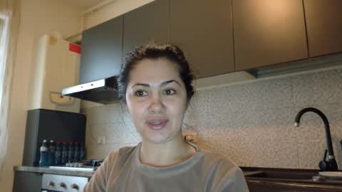 sofi moon26 online show from February 9, 12:09 pm