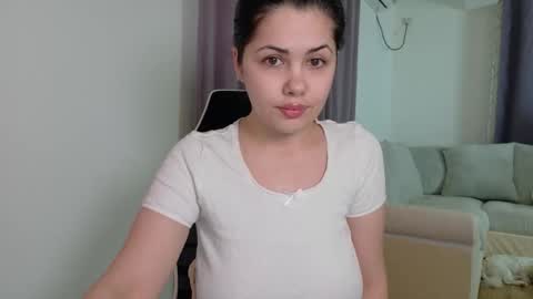 Snapshot of sofi_moon26 chatting on March 3, 8:37 pm sofi moon26 online show from March 3, 8:37 pm