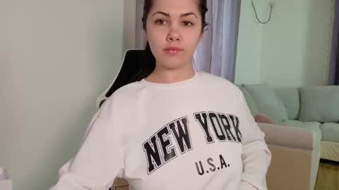 Snapshot of sofi_moon26 chatting on March 12, 3:51 pm sofi moon26 online show from March 12, 3:51 pm