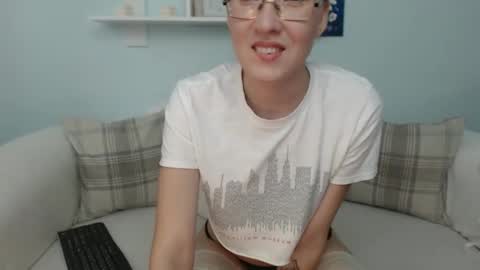 Snapshot of sofi_so chatting on October 19, 8:15 am Sofi online show from October 19, 8:15 am
