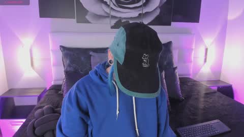 sofi_sp online show from October 18, 11:33 am