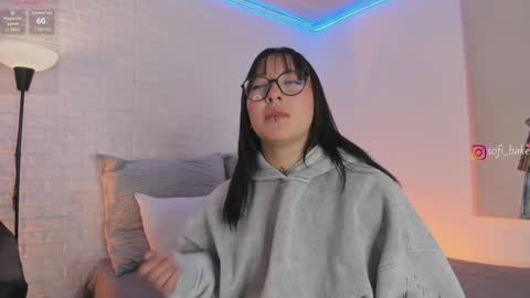 sofi_sp online show from June 1, 11:34 am