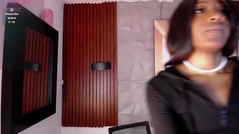 Snapshot of sofi_thomas_ chatting on April 9, 11:04 am Sofia online show from April 9, 11:04 am