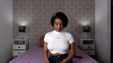 Snapshot of sofi_z chatting on December 28, 11:05 pm Sofi online show from December 28, 11:05 pm