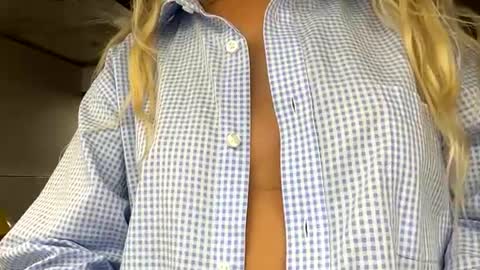 Snapshot of sofia_marbella chatting on June 20, 2:14 am sofia_marbella online show from June 20, 2:14 am