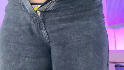 Snapshot of sofia_martinn chatting on February 25, 3:05 am Sofia online show from February 25, 3:05 am