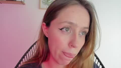     online show from December 27, 6:14 am