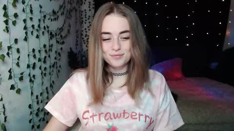 Snapshot of sofia_rosemary chatting on September 10, 1:00 pm sofia_rosemary online show from September 10, 1:00 pm