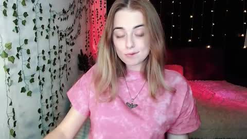 Snapshot of sofia_rosemary chatting on October 8, 2:04 pm sofia_rosemary online show from October 8, 2:04 pm