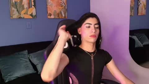 Snapshot of sofia_sommers chatting on September 16, 11:33 am sofia_sommers online show from September 16, 11:33 am