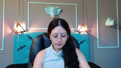 Snapshot of sofia_white3 chatting on October 18, 11:11 am Sofa online show from October 18, 11:11 am