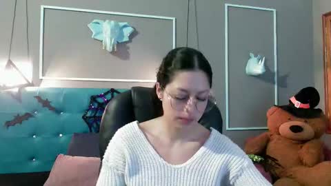 Sofa online show from October 28, 11:03 am
