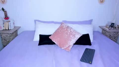 Sofi cortes626 Ig online show from February 17, 8:33 am