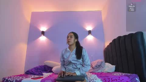 Snapshot of sofiaclaus_19 chatting on January 11, 5:20 am Sofia online show from January 11, 5:20 am