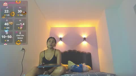 Snapshot of sofiaclaus_19 chatting on December 23, 2:53 am Sofia online show from December 23, 2:53 am