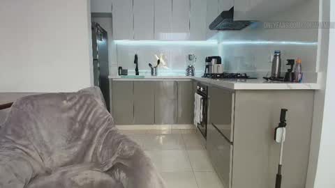 Snapshot of sofiadamon chatting on November 4, 7:46 pm Sofa Damon SCORE Girl online show from November 4, 7:46 pm