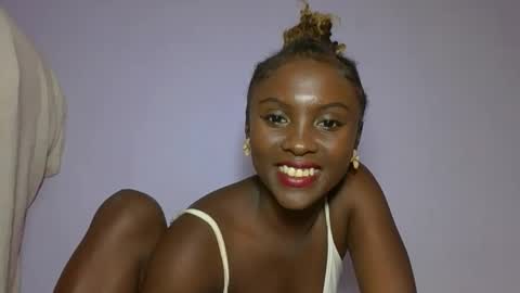 Snapshot of sofiafa chatting on April 1, 10:05 am sofia online show from April 1, 10:05 am