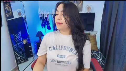 Snapshot of sofiaflores98 chatting on May 29, 1:09 pm Sofia online show from May 29, 1:09 pm