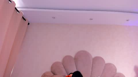Snapshot of sofiagomez_1 chatting on July 17, 6:35 pm SOFI online show from July 17, 6:35 pm