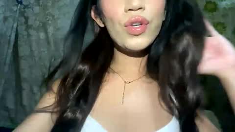 Snapshot of sofiajules chatting on September 14, 2:38 pm VixenVibe online show from September 14, 2:38 pm