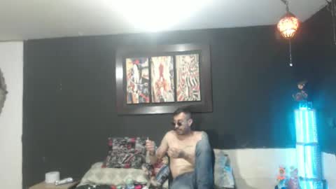 Snapshot of sofialennon1980 chatting on October 2, 2:18 am sofialennon1980 online show from October 2, 2:18 am
