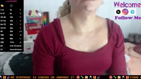 Snapshot of sofiamadisson chatting on January 15, 12:47 pm Sofia Madisson online show from January 15, 12:47 pm