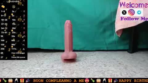 Snapshot of sofiamadisson chatting on January 29, 4:19 pm Sofia Madisson online show from January 29, 4:19 pm