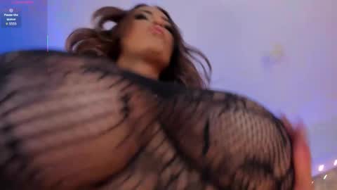 Sofia Reyes online show from November 24, 9:36 pm