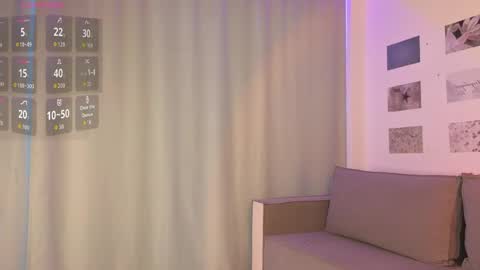 Snapshot of sofiasimons chatting on June 1, 4:03 am Sofia online show from June 1, 4:03 am