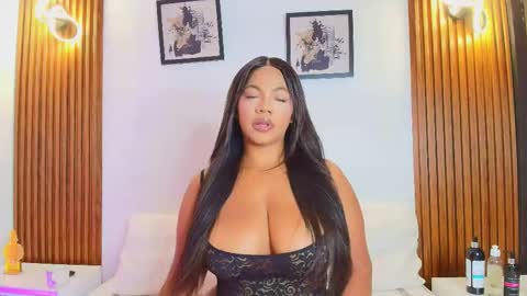 Snapshot of sofiasweett1 chatting on September 17, 9:44 am online show from September 17, 9:44 am