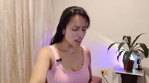 Sofi Bella online show from February 25, 6:39 pm