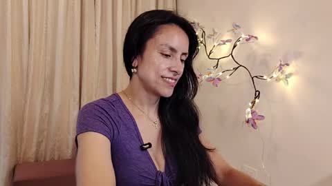 Sofi Bella online show from March 30, 7:04 pm