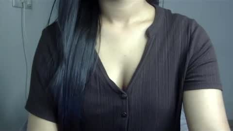 Snapshot of sofie_diva chatting on January 3, 5:42 pm divya online show from January 3, 5:42 pm