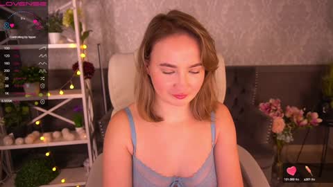 Sofie online show from December 1, 10:10 pm