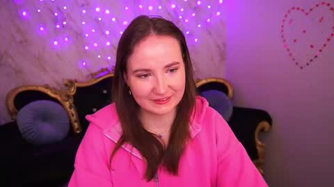 Sofie online show from March 6, 2:13 pm