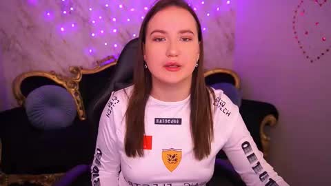 Sofie online show from March 8, 3:16 pm