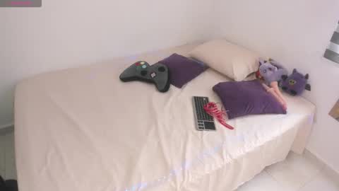 Snapshot of sofiescobar_ chatting on February 10, 1:59 pm sofiescobar_ online show from February 10, 1:59 pm