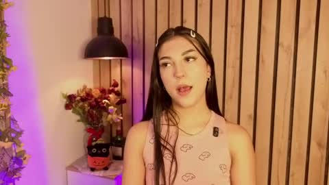 Sofie online show from October 24, 1:51 pm