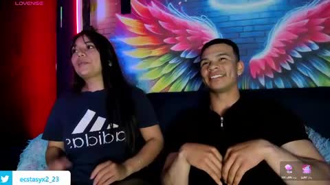 Snapshot of sofiiaa_gomez_ chatting on June 15, 7:27 pm Sofi. G online show from June 15, 7:27 pm