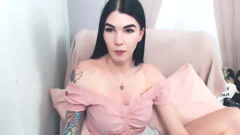 Snapshot of sofiiadream chatting on June 18, 7:18 pm sofiiadream online show from June 18, 7:18 pm